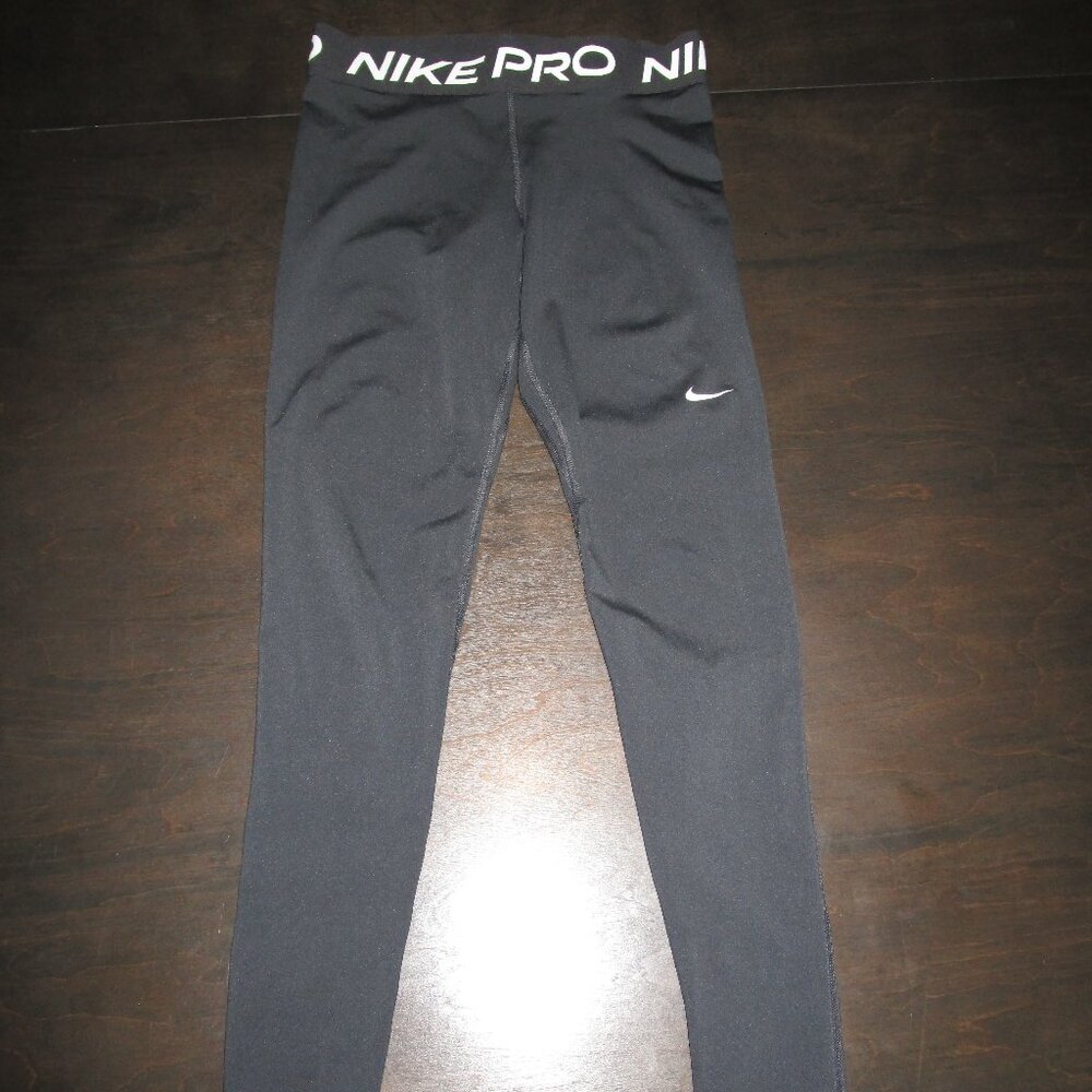 Nike, Size Large, Black